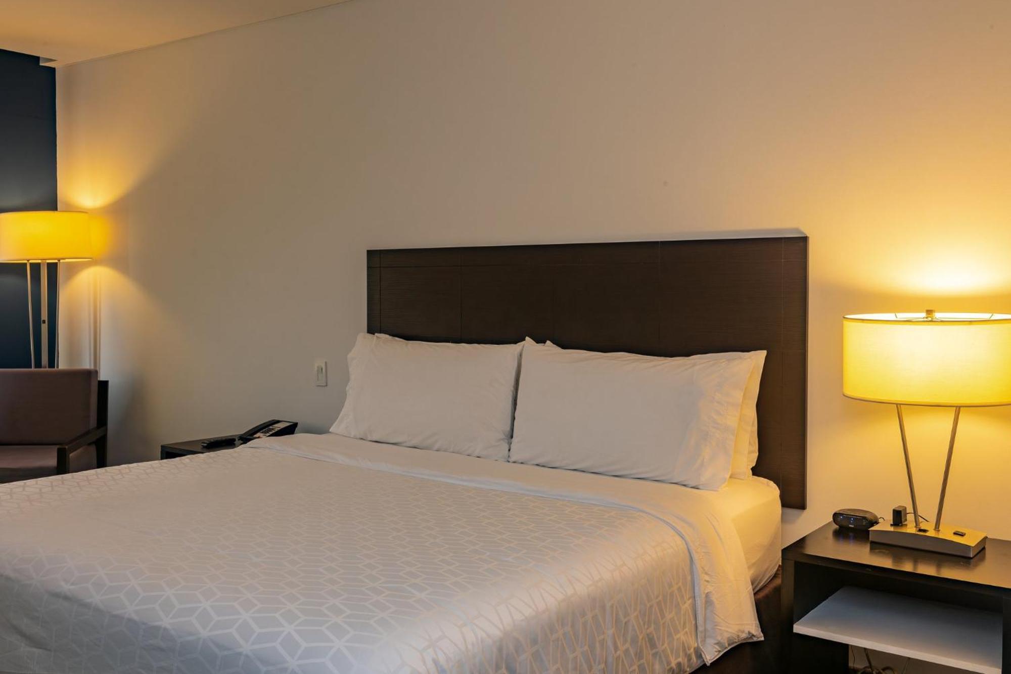 Holiday Inn Express Managua By Ihg Eksteriør billede